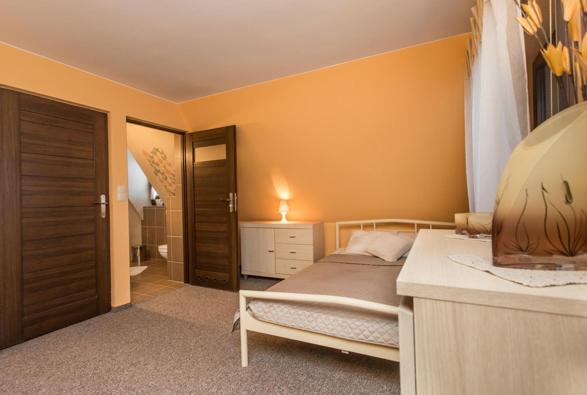 Bed and Breakfast U Kruka à Groń Extérieur photo
